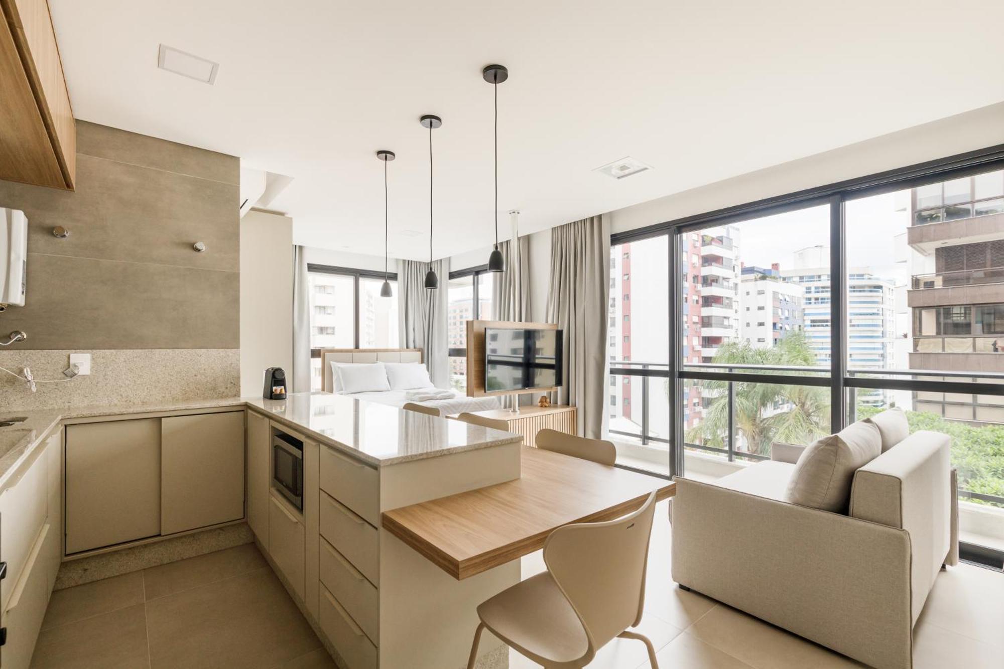 Zee Studios A 200M Da Beira-Mar Norte ฟลอเรียนอโปลิส ภายนอก รูปภาพ